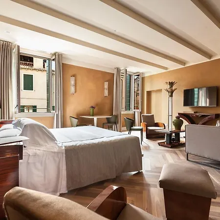 利亚斯迪健康套房酒店 4*